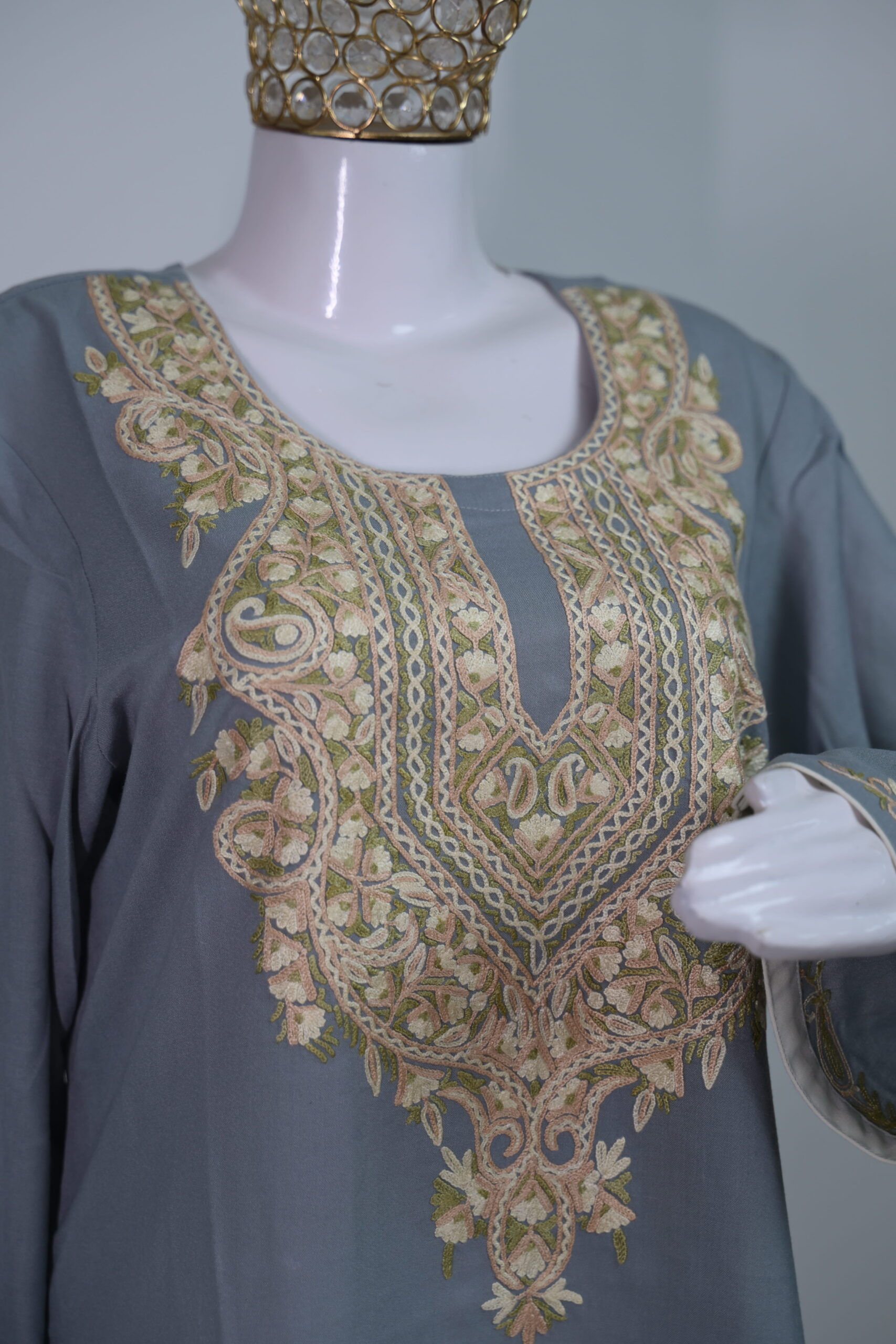 Riwaayat — Pewter & Gold - Image 4