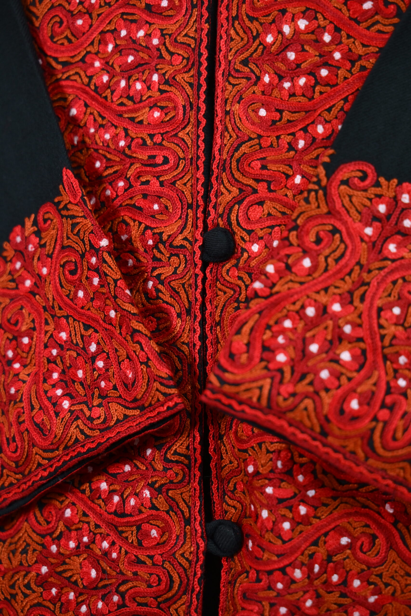Khilat — Black & Crimson - Image 4