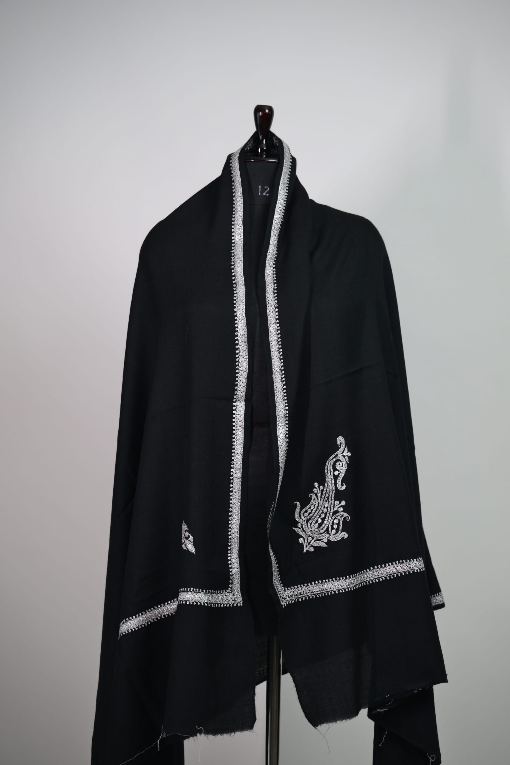 Meraas — Black & Silver - Image 3