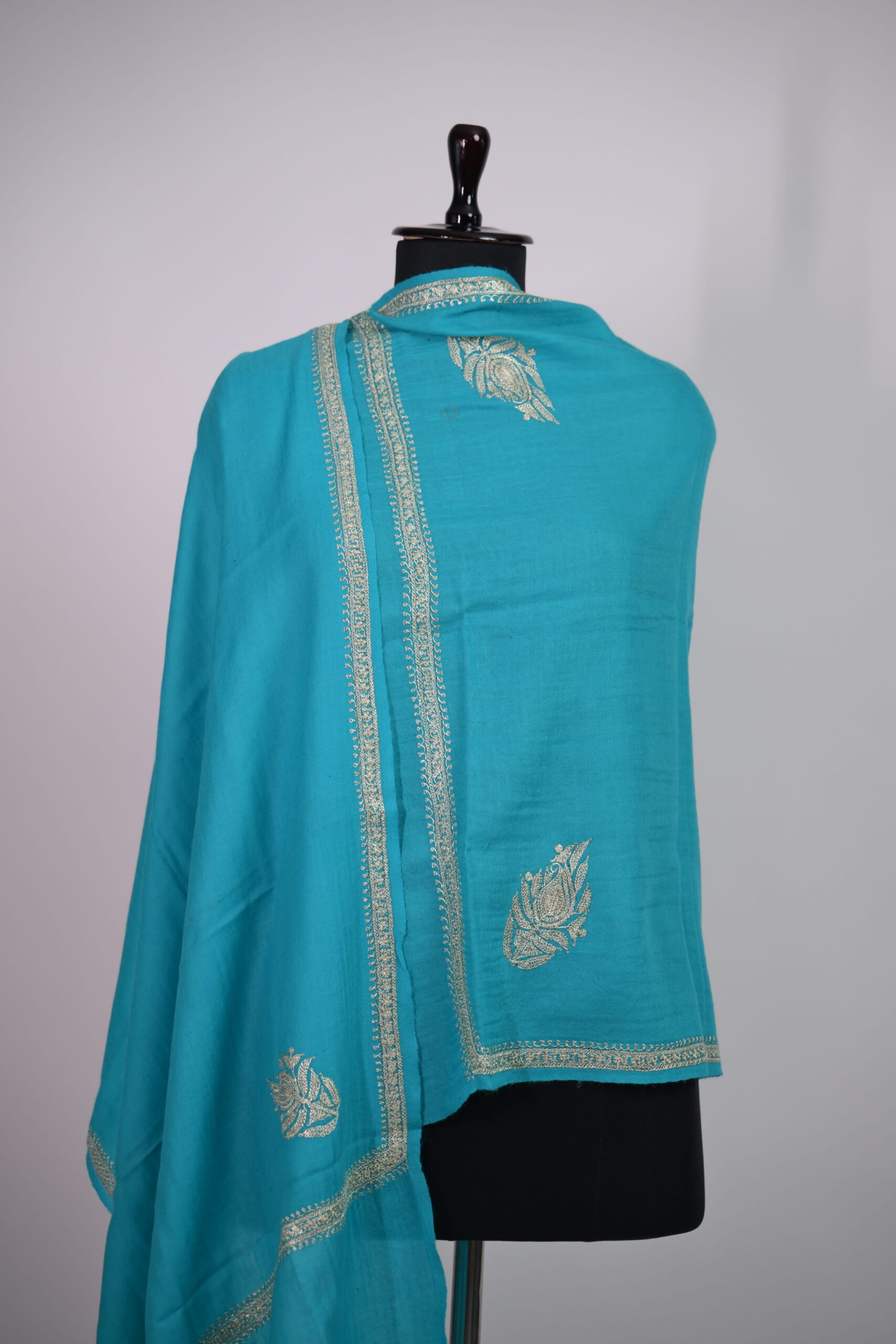 Meraas — Turquoise - Image 4
