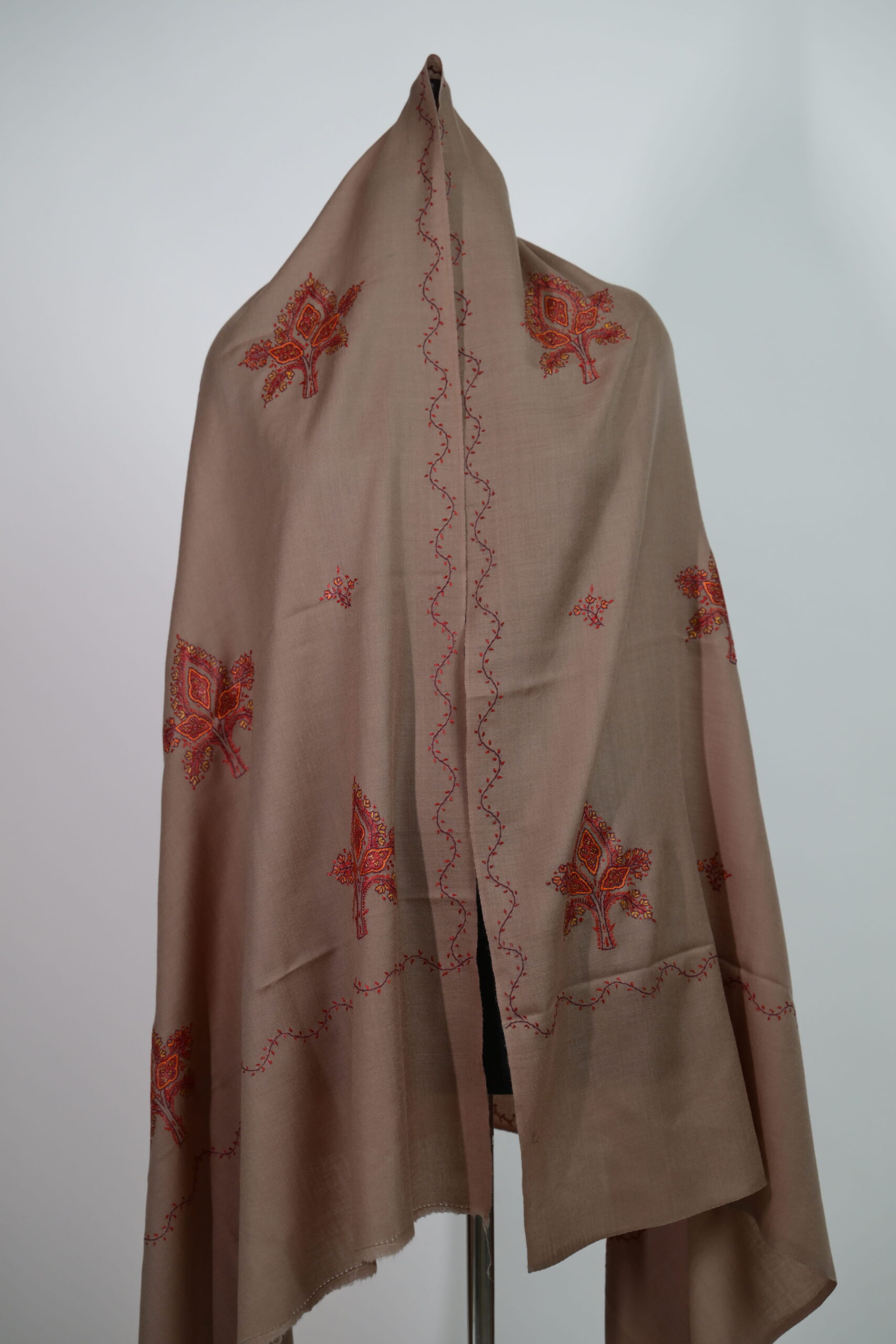 Meraas — Blush Bloom - Image 5