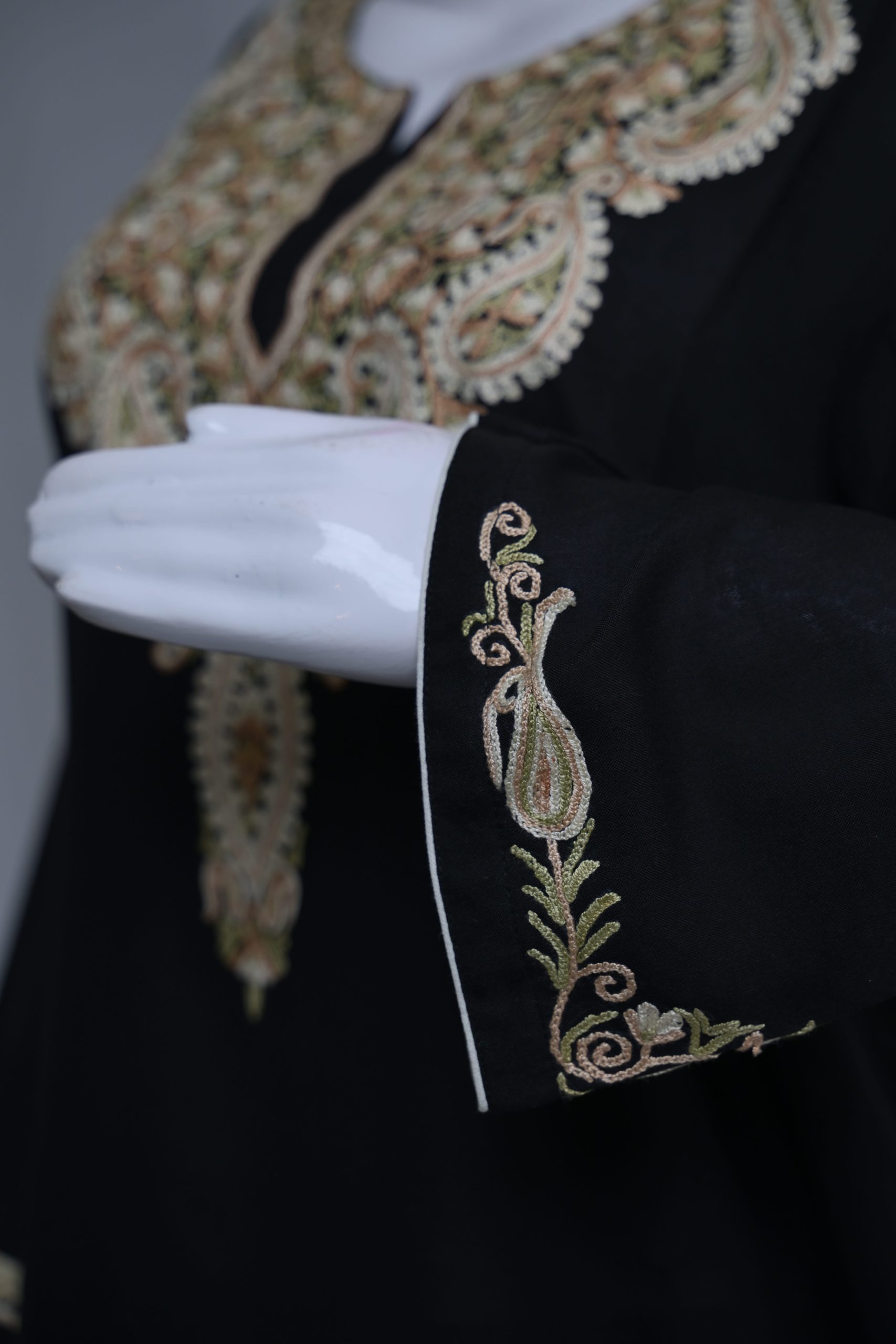 Riwaayat — Onyx & Gold - Image 2