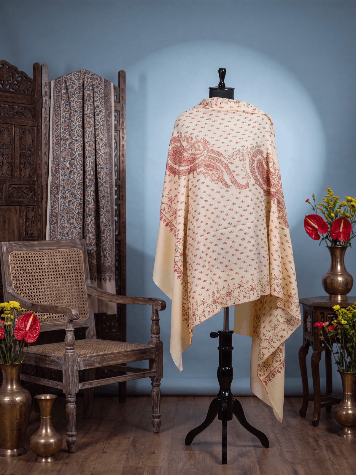 Meraas — Ivory Paisley — handcrafted Kashmiri shawl by NOUR